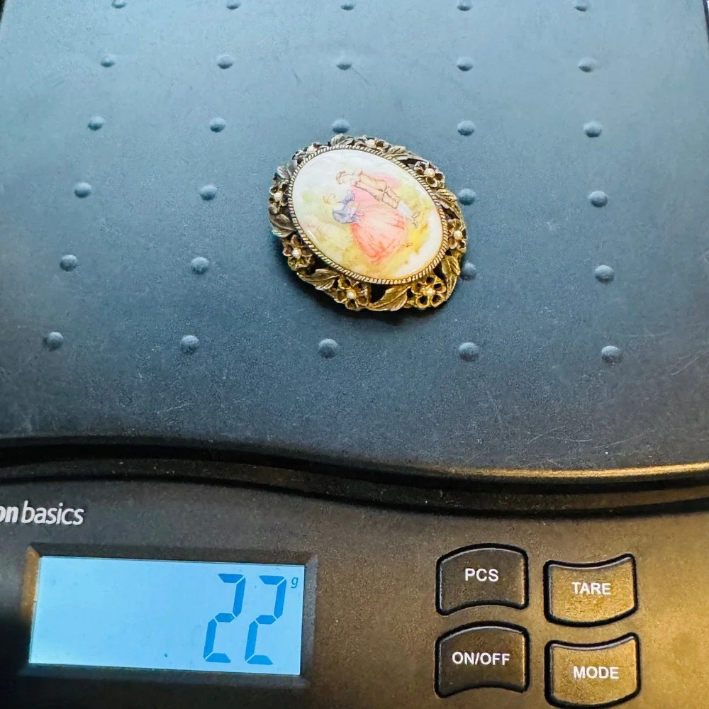 N/A vintage oval